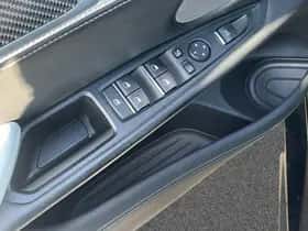 BMW X6 (2018) thumbnail 19