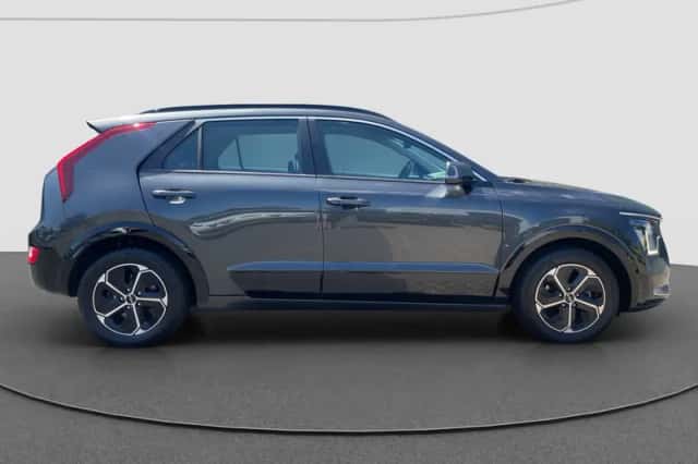 Kia Niro (2022) thumbnail 3
