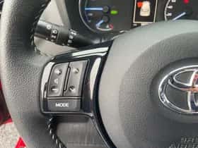 Toyota Yaris (2020) thumbnail 11