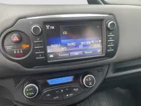 Toyota Yaris (2020) thumbnail 13