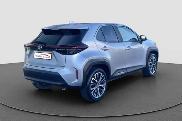 Toyota Yaris Cross (2022) thumbnail 3