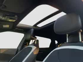 Kia EV6 (2023) thumbnail 3