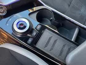 Kia EV6 (2023) thumbnail 23