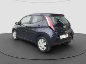 Toyota Aygo (2017) thumbnail 7