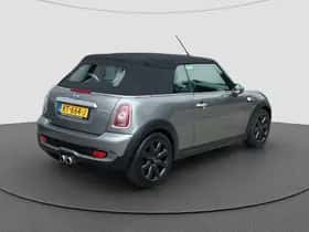 MINI Cabrio thumbnail 3