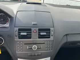 Mercedes-Benz C-Klasse (2010) thumbnail 14