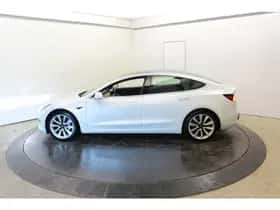 Tesla Model 3 (2020) thumbnail 5