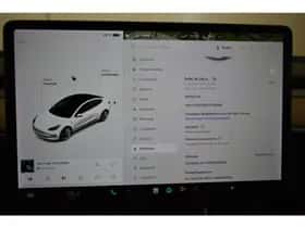 Tesla Model 3 (2020) thumbnail 6