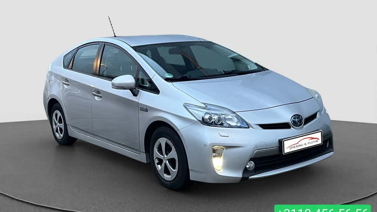 Toyota Prius (2013) — foto 1
