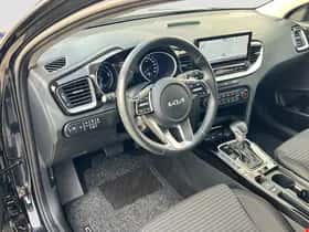Kia Ceed Sportswagon (2022) thumbnail 2
