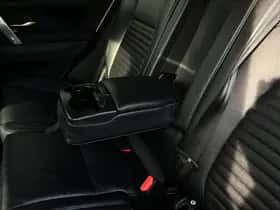 Land Rover Discovery Sport (2022) thumbnail 24