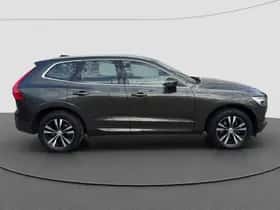 Volvo XC60 (2021) thumbnail 2