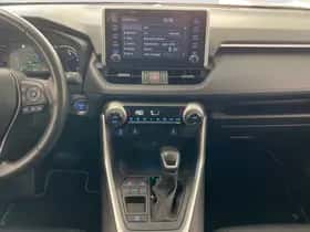 Toyota RAV4 (2022) thumbnail 18