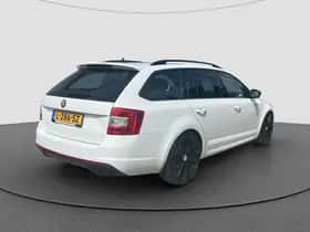 Škoda Octavia (2016) thumbnail 7