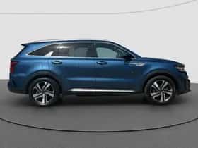 Kia Sorento (2021) thumbnail 2