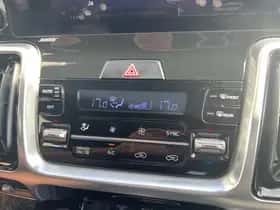 Kia Sorento (2021) thumbnail 18