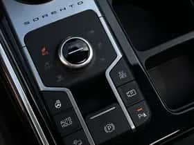 Kia Sorento (2021) thumbnail 20