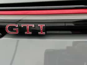 Volkswagen Golf (2023) thumbnail 6