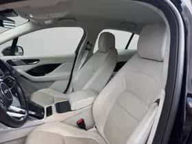 Jaguar I-Pace (2019) thumbnail 10