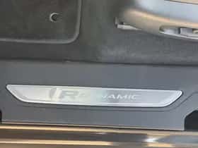 Land Rover Range Rover Velar (2021) thumbnail 11
