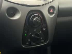 Toyota Aygo (2020) thumbnail 15