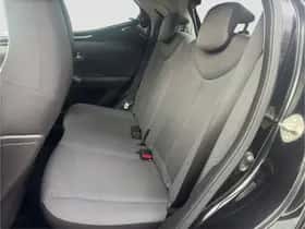 Toyota Aygo (2020) thumbnail 18