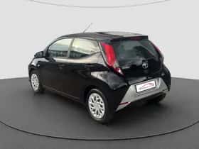 Toyota Aygo (2020) thumbnail 8