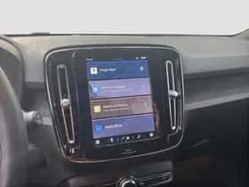 Volvo XC40 (2023) thumbnail 16