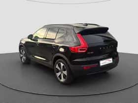 Volvo XC40 (2023) thumbnail 9