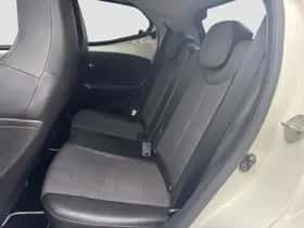 Toyota Aygo (2017) thumbnail 19