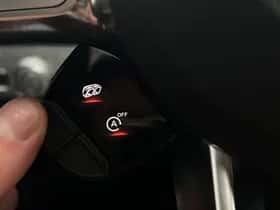 Mercedes-Benz GLE (2021) thumbnail 32
