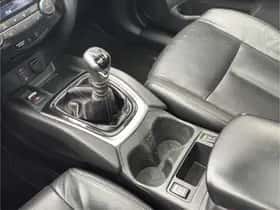 Nissan X-Trail (2015) thumbnail 16