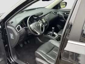 Nissan X-Trail (2015) thumbnail 8