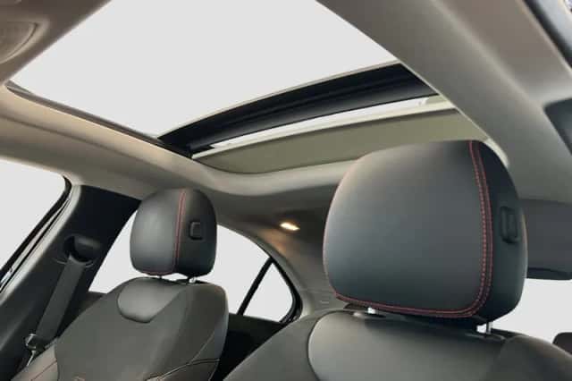 Mercedes-Benz A-Klasse (2020) thumbnail 3