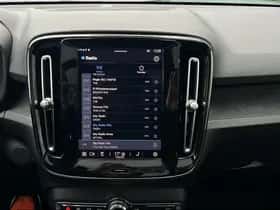 Volvo XC40 (2023) thumbnail 15