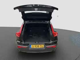 Volvo XC40 (2023) thumbnail 21