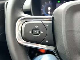 Volvo XC40 (2023) thumbnail 25