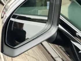 Volvo XC40 (2023) thumbnail 30