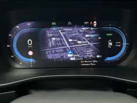 Volvo XC40 (2023) thumbnail 5