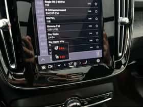 Volvo XC40 (2023) thumbnail 7