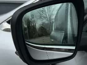 Renault Espace (2015) thumbnail 6
