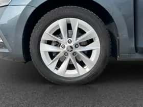 Škoda Octavia (2022) thumbnail 6
