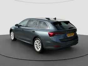 Škoda Octavia (2022) thumbnail 9