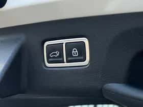 Kia Sorento (2021) thumbnail 25