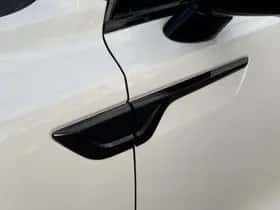 Kia Sorento (2021) thumbnail 32