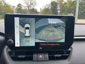 Toyota RAV4 (2024) thumbnail 17