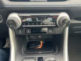 Toyota RAV4 (2024) thumbnail 19