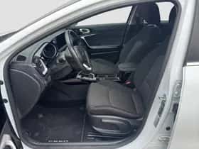 Kia Ceed Sportswagon (2022) thumbnail 7