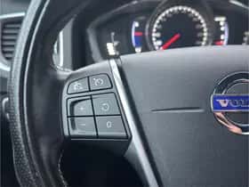 Volvo S60 (2016) thumbnail 14