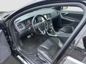 Volvo S60 (2016) thumbnail 7